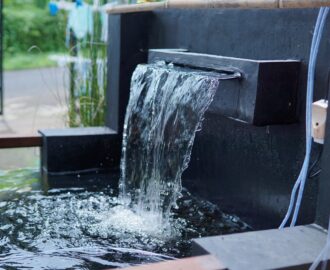 Shutterstock 2110167152